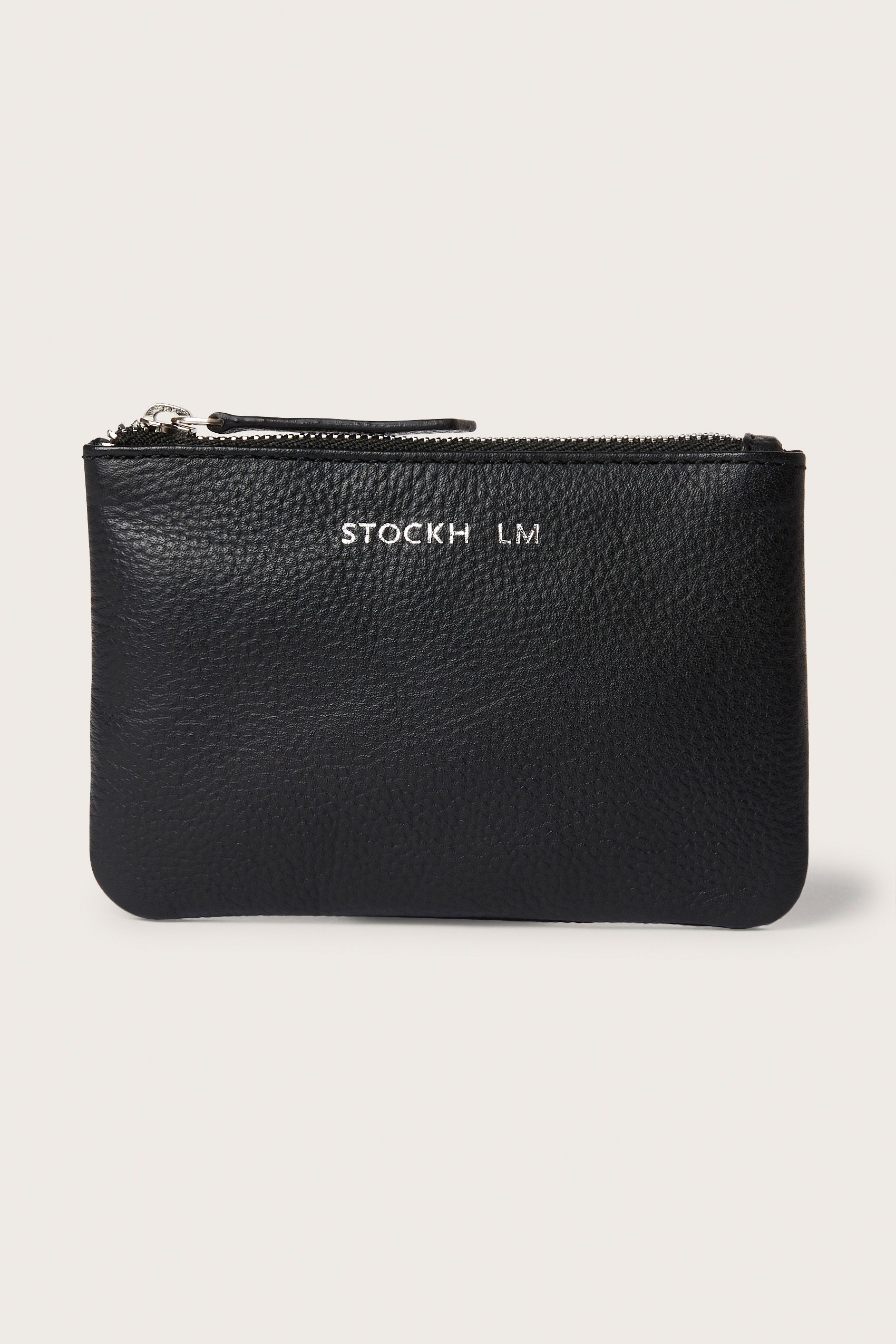 Leia leather pouch