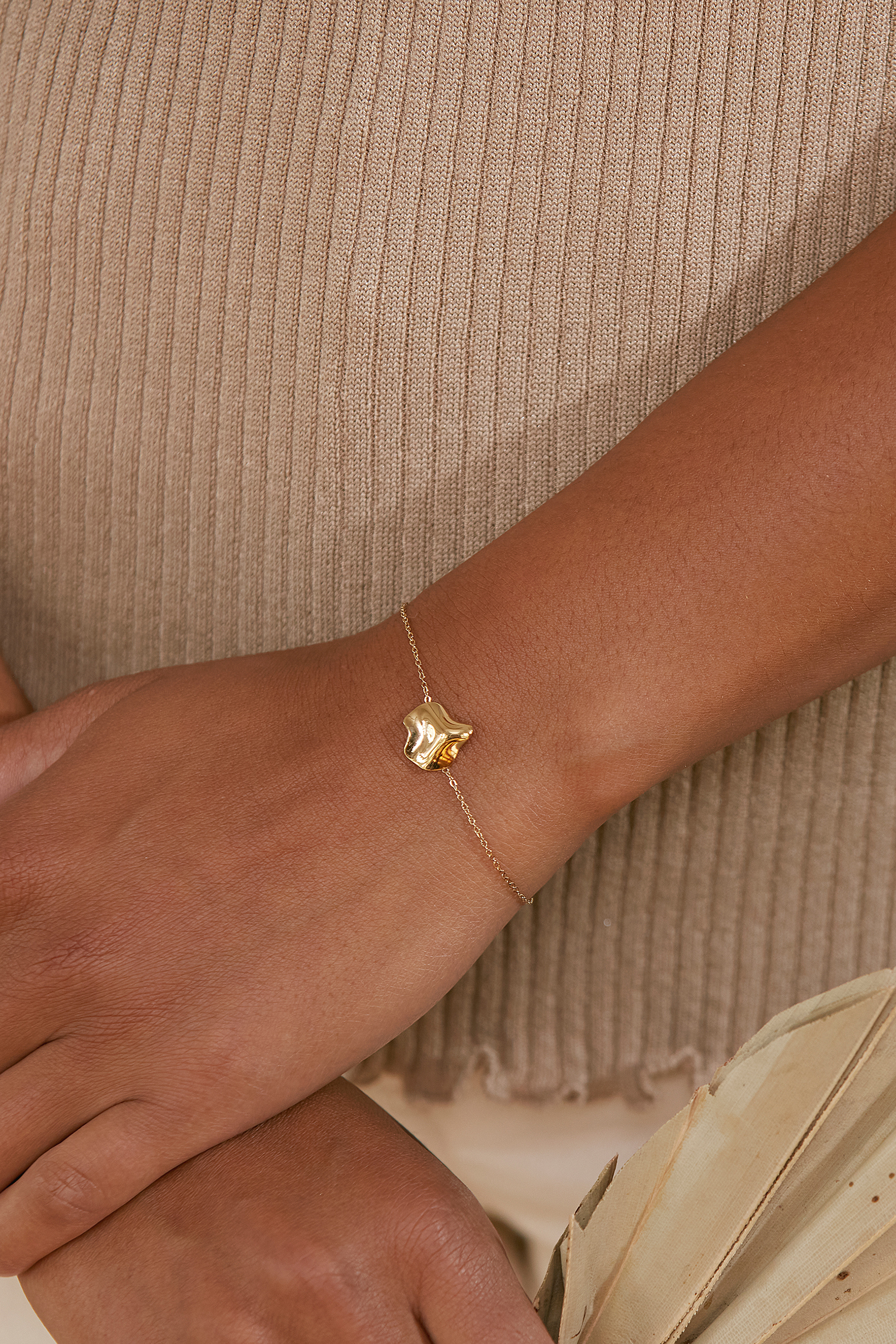 Primrose bracelet go