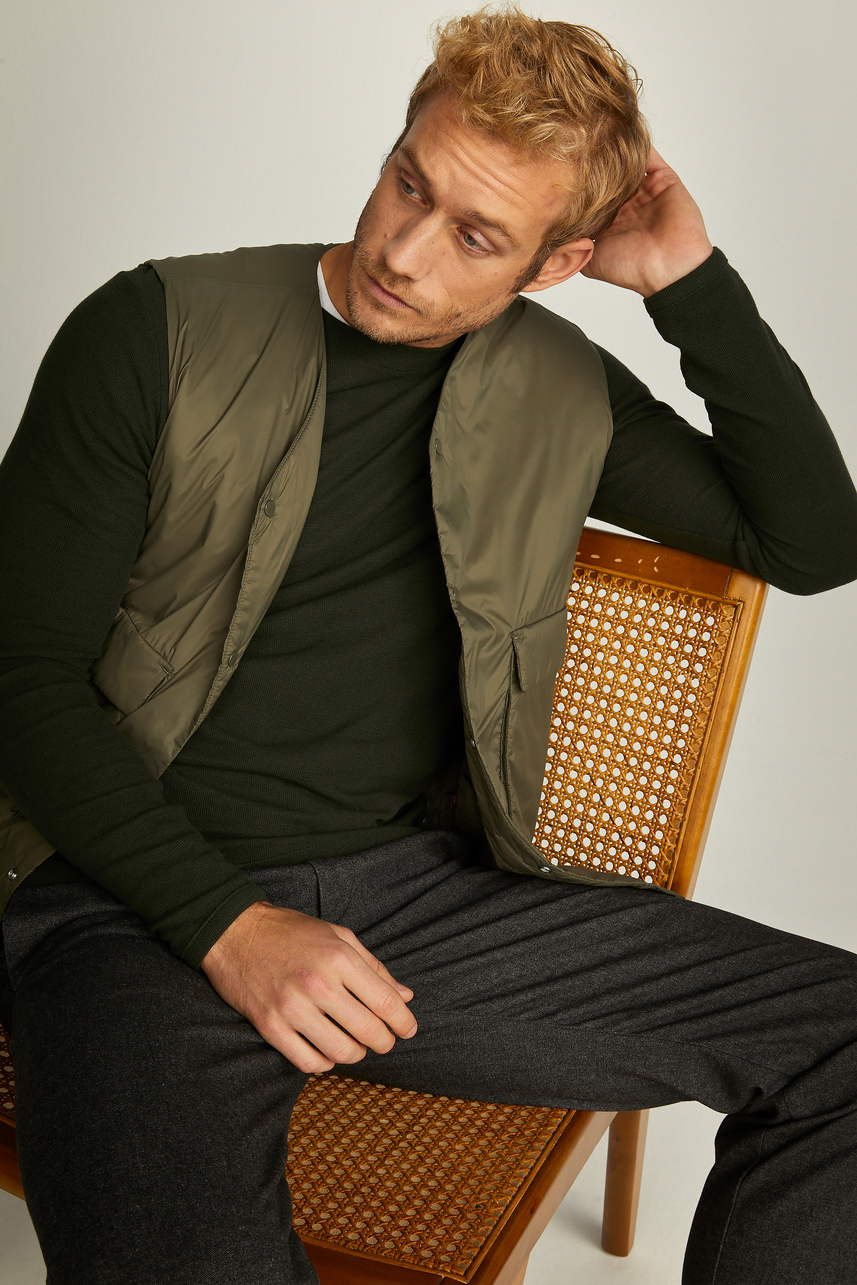 Barney vest 8429