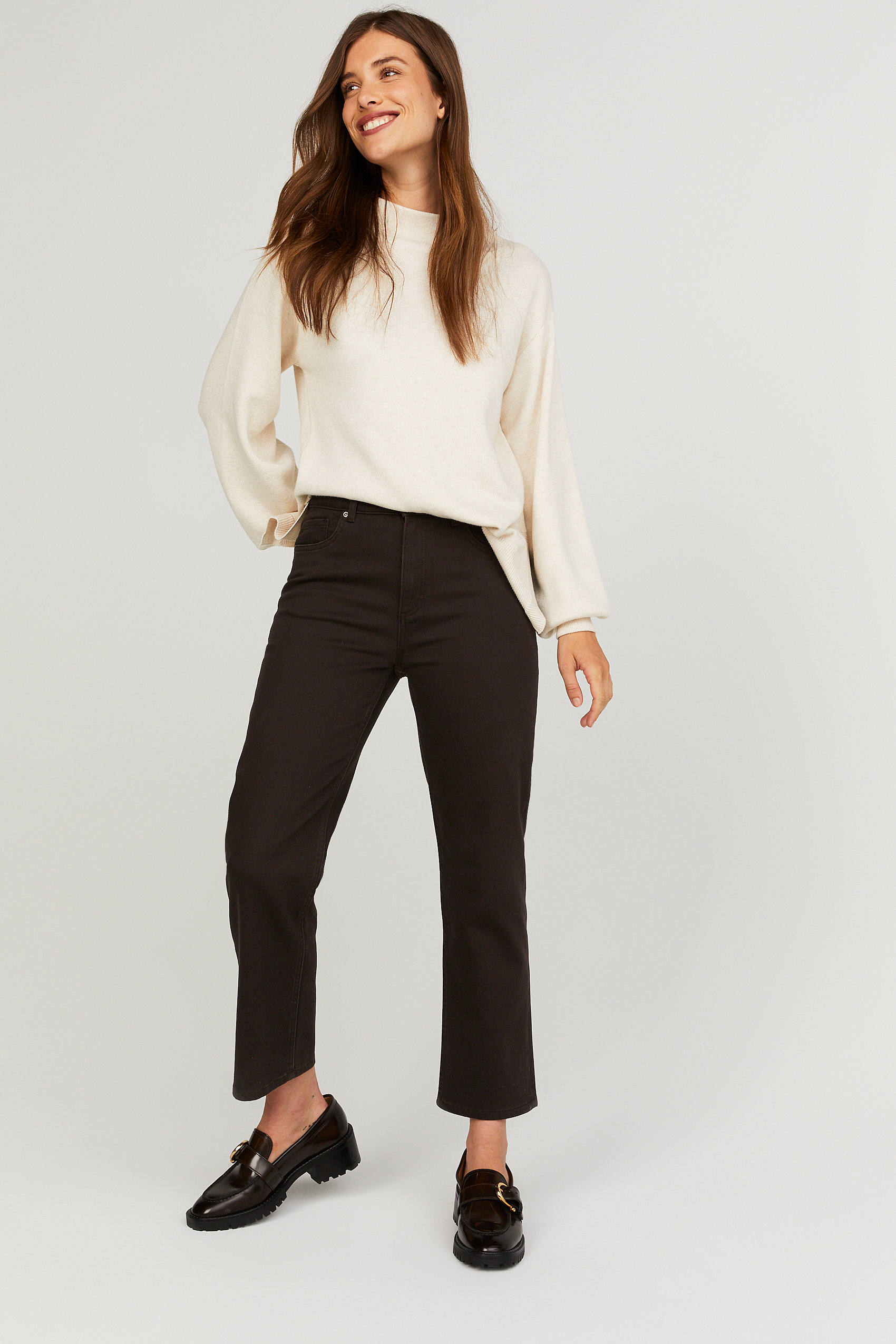 Stacey straight twill