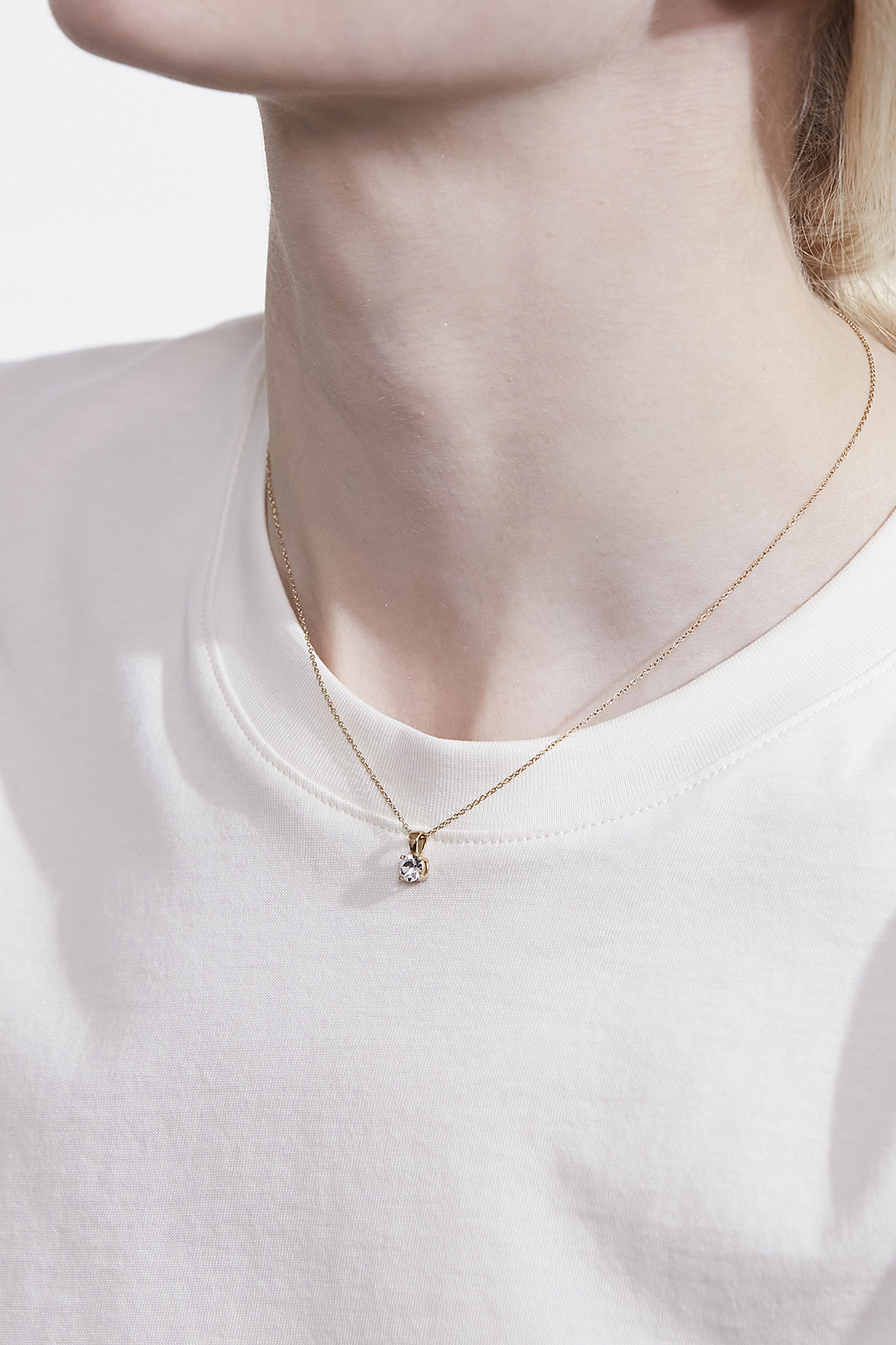 Leonore necklace gol