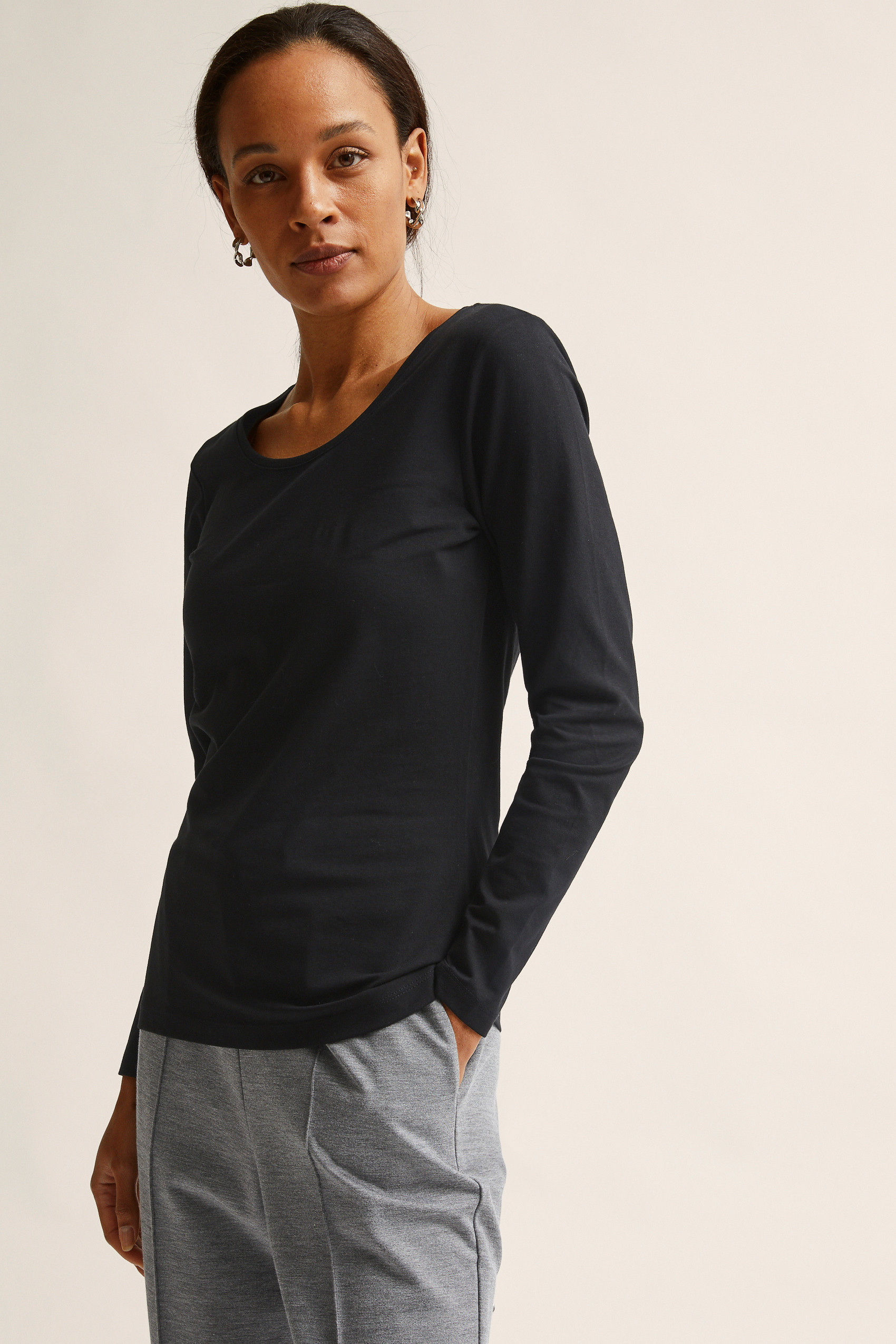 Elisa top