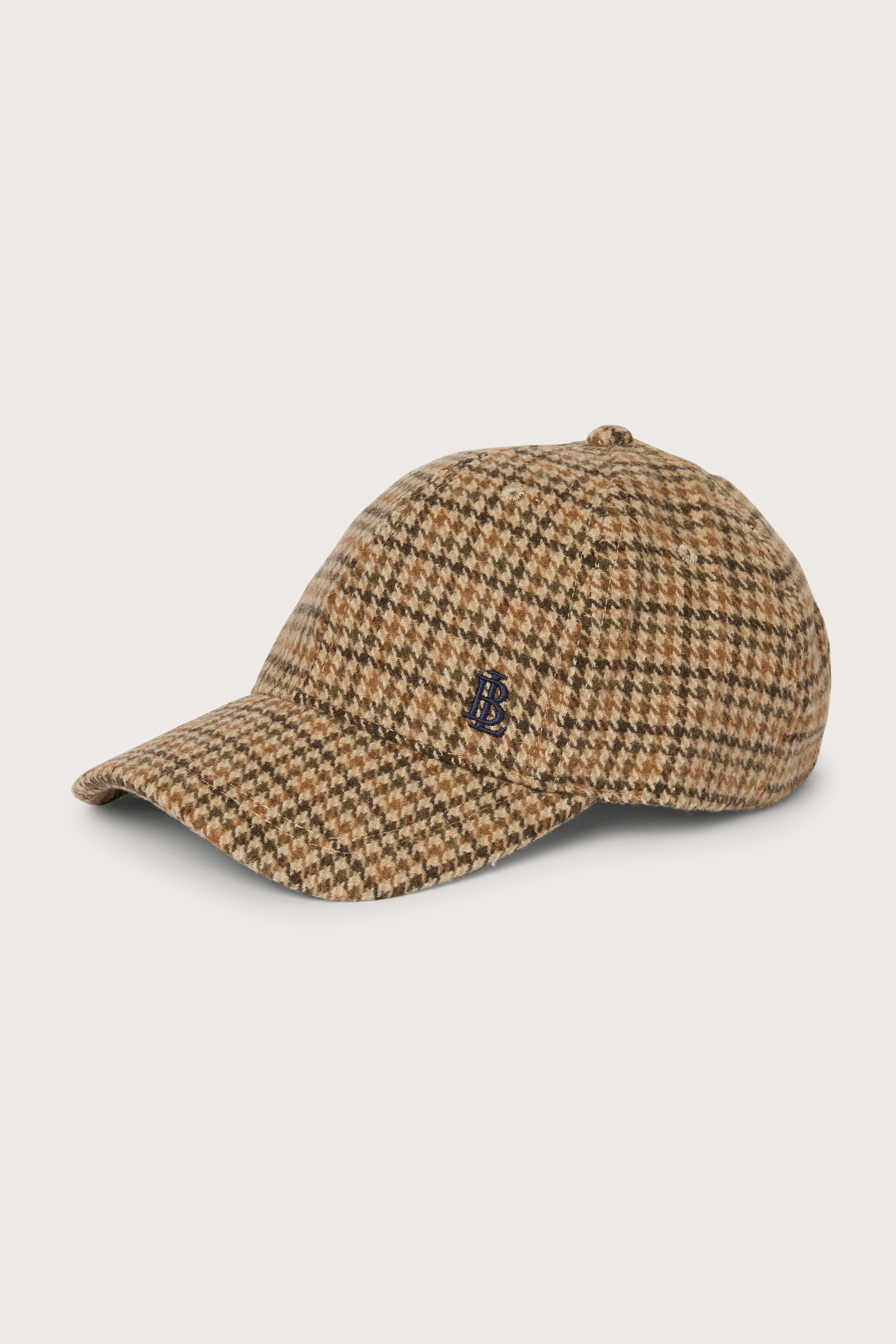 Wade cap