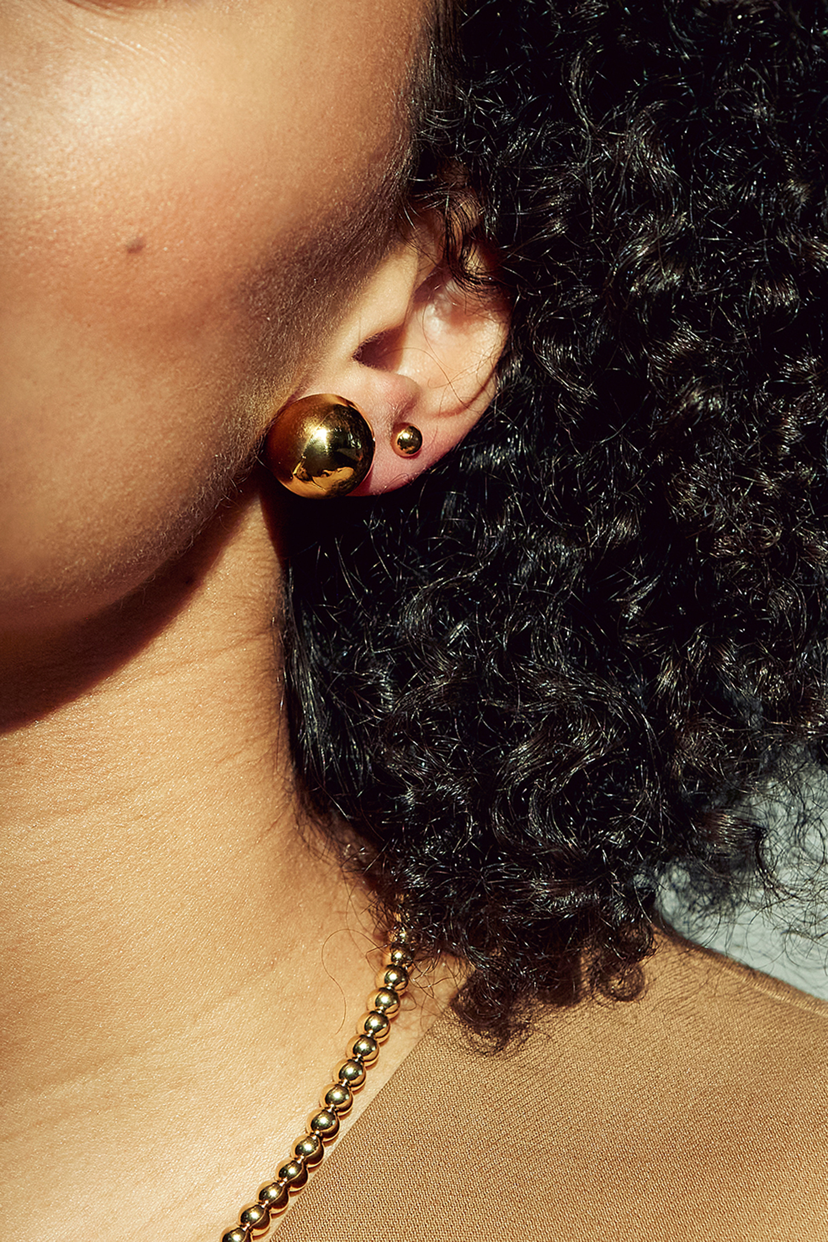 Arbus studs l gold
