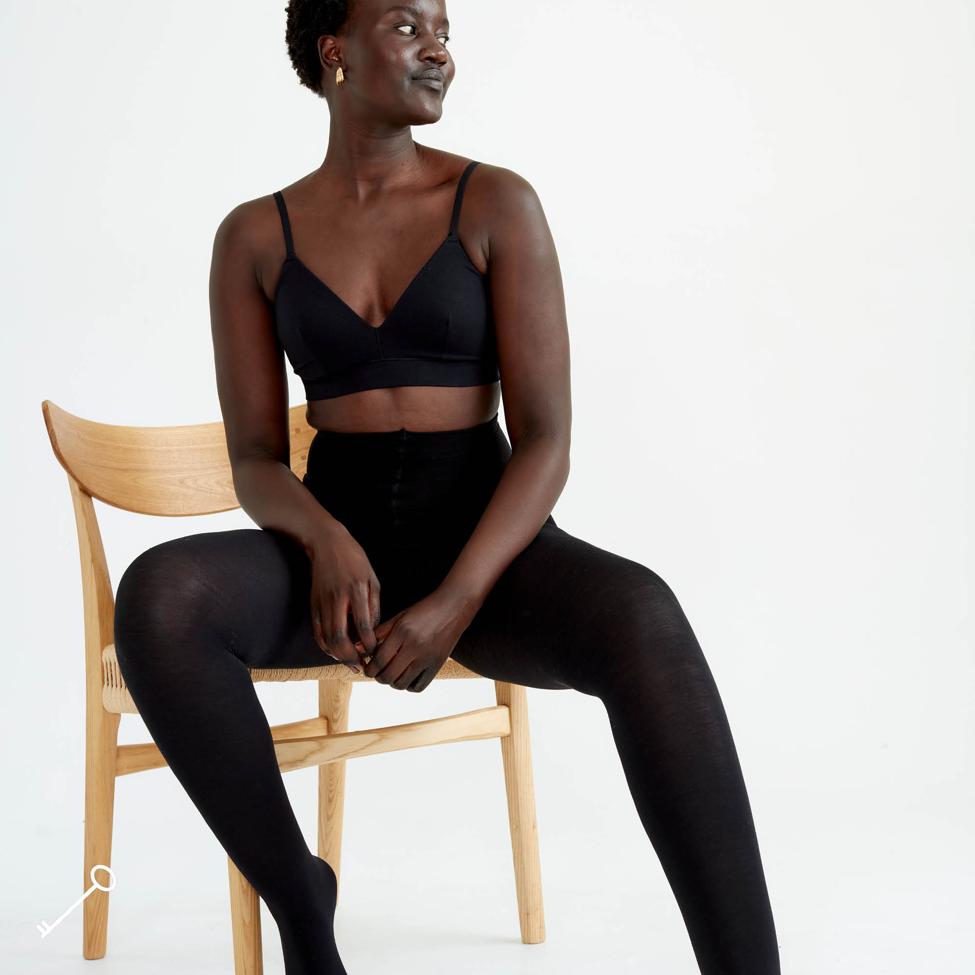 Ullstrumpbyxor Thin Wool Hold-in - Black