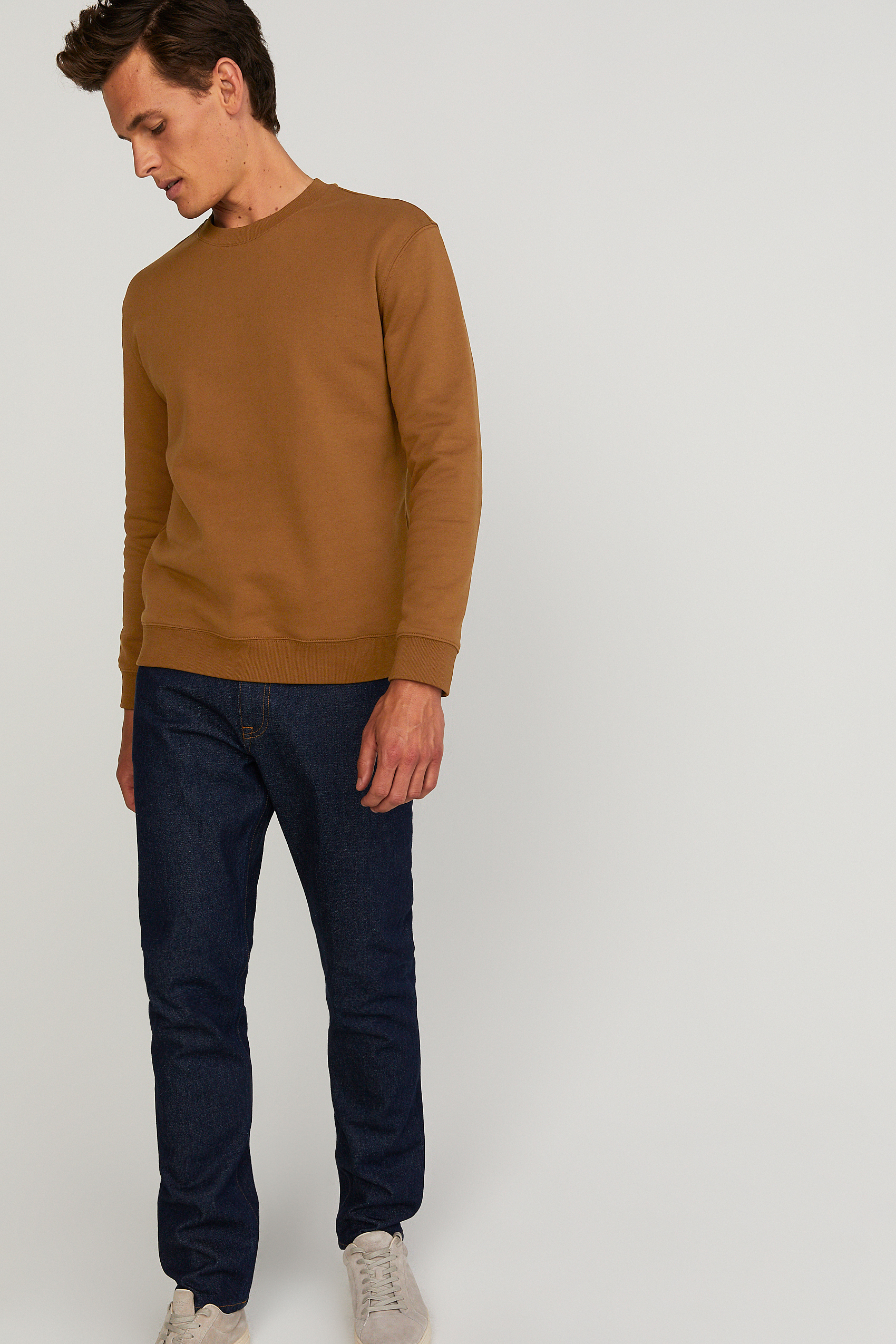 Post regular fit