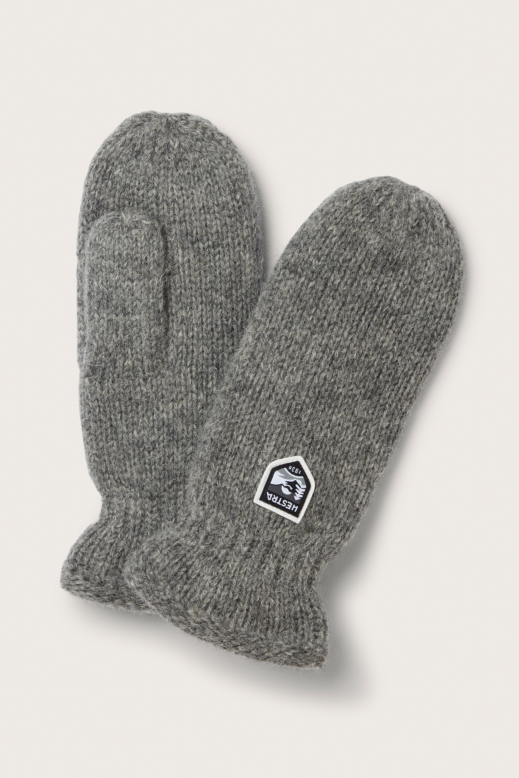 Basic wool mitt