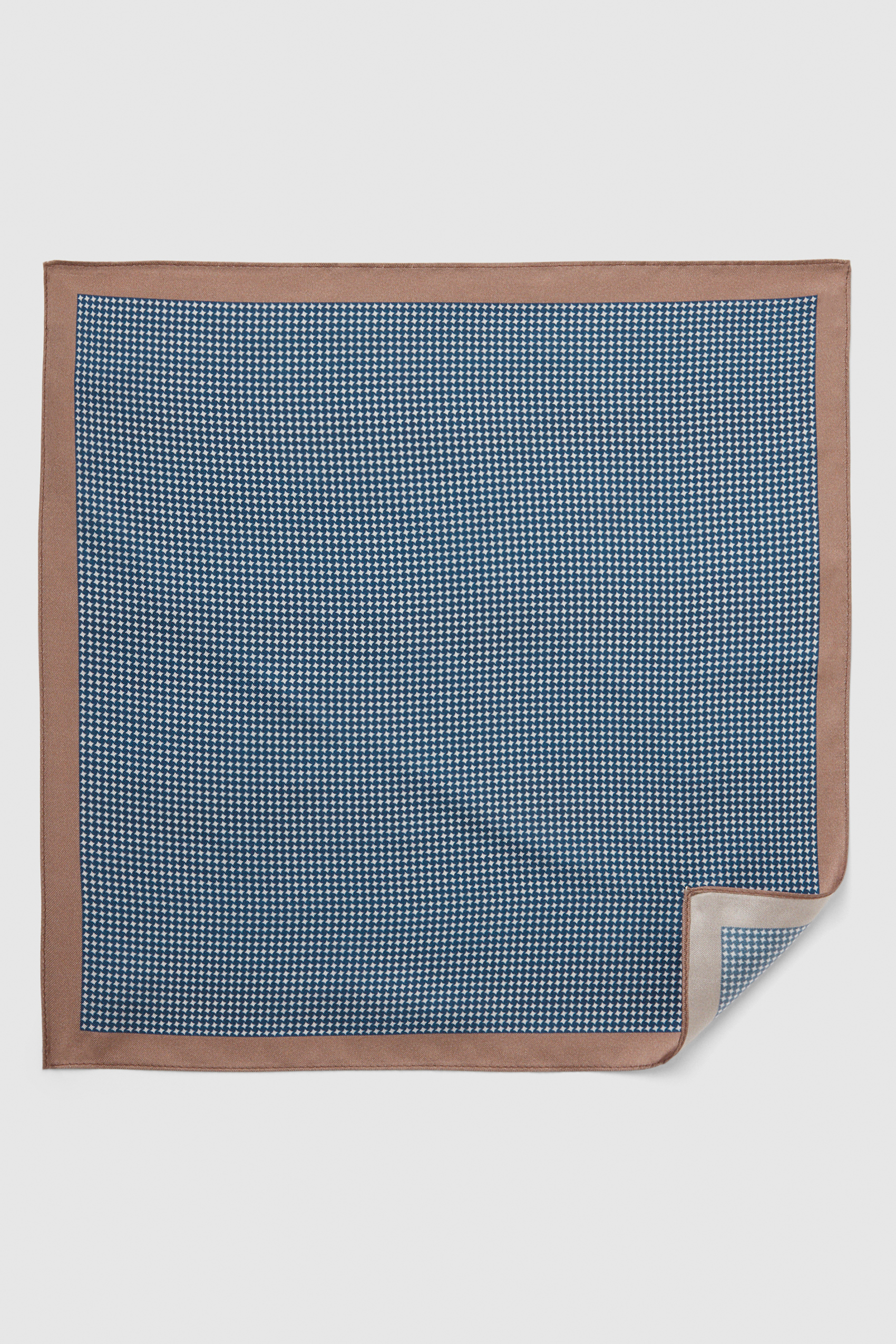Pietro handkerchief