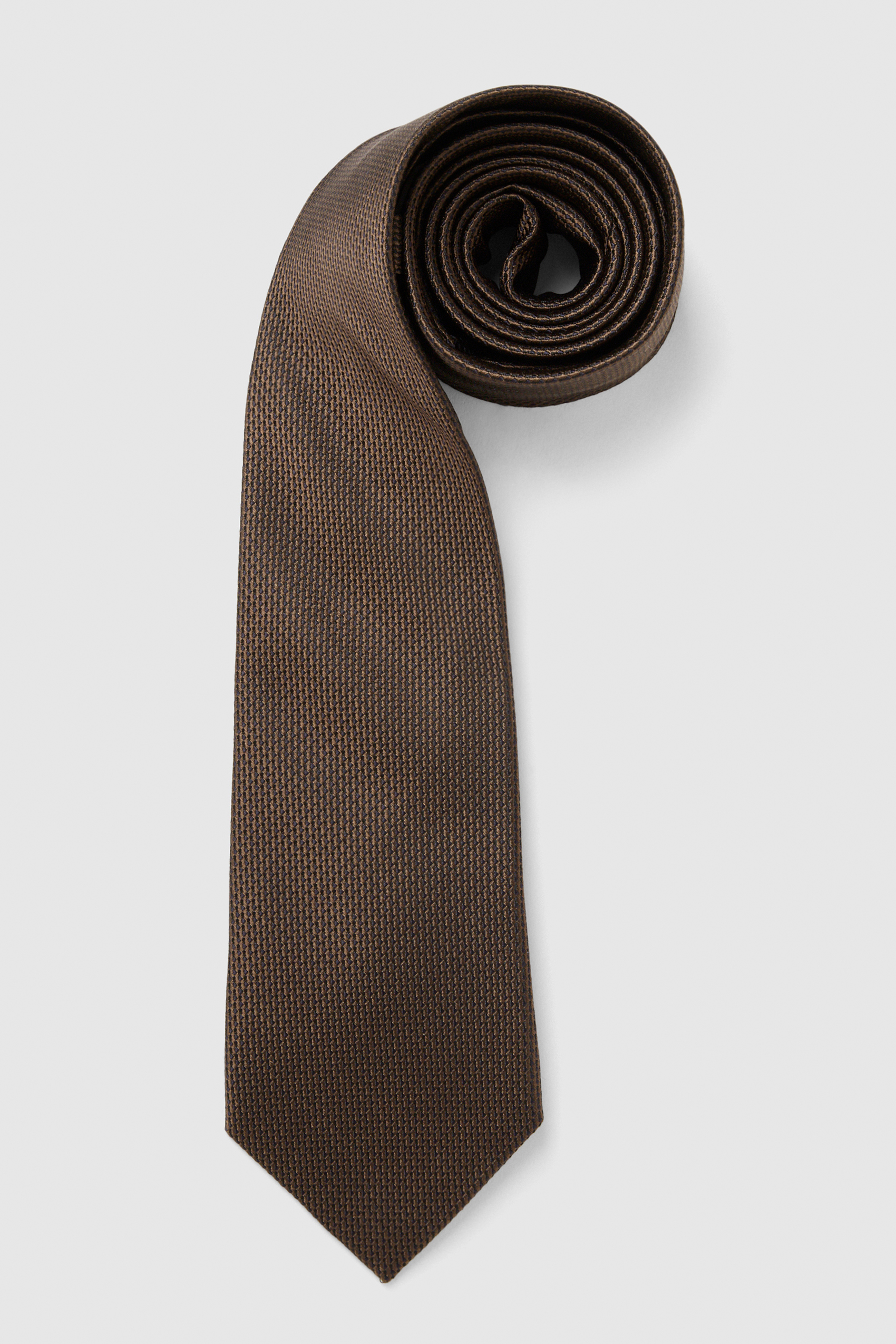 Prester tie
