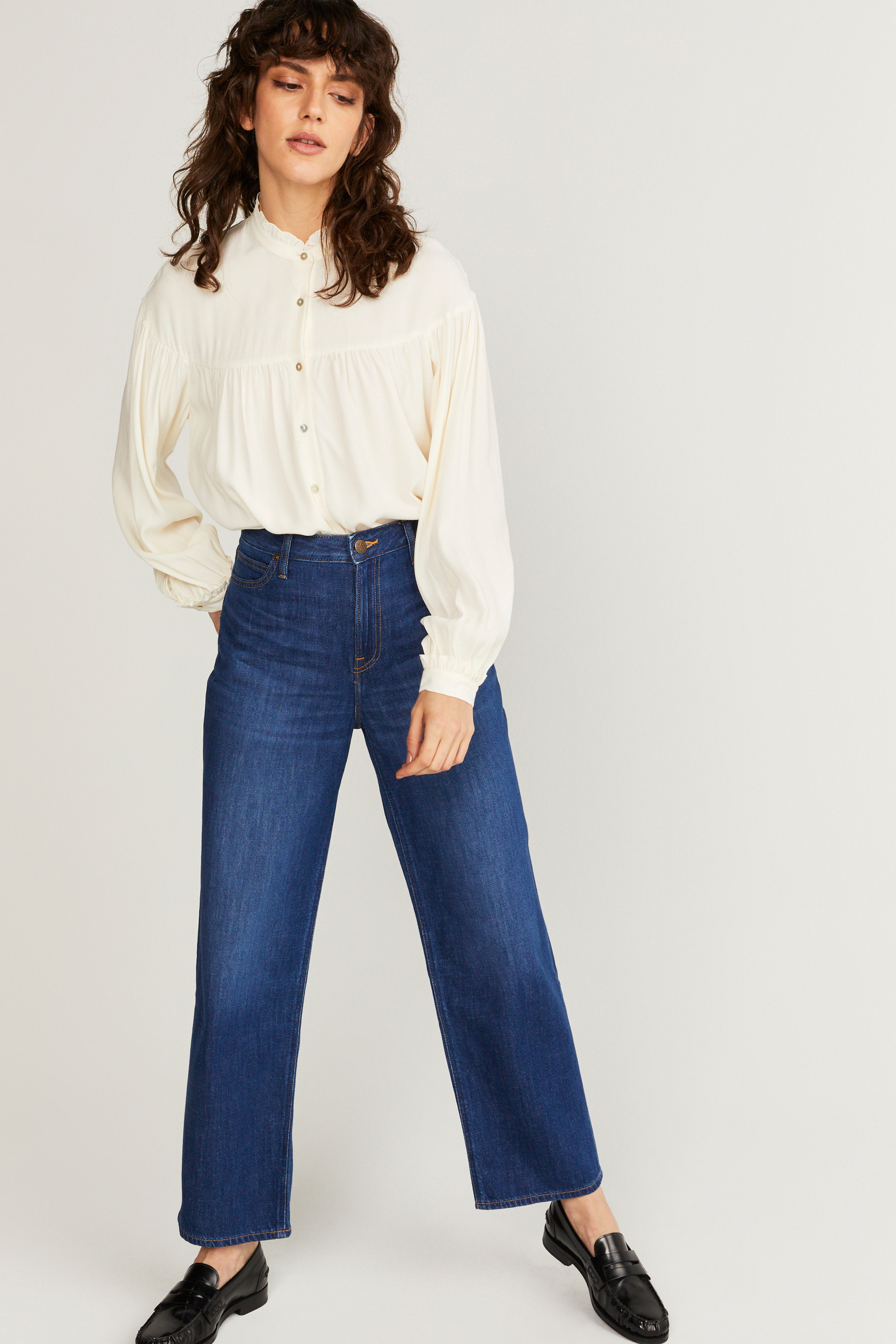 Wide leg