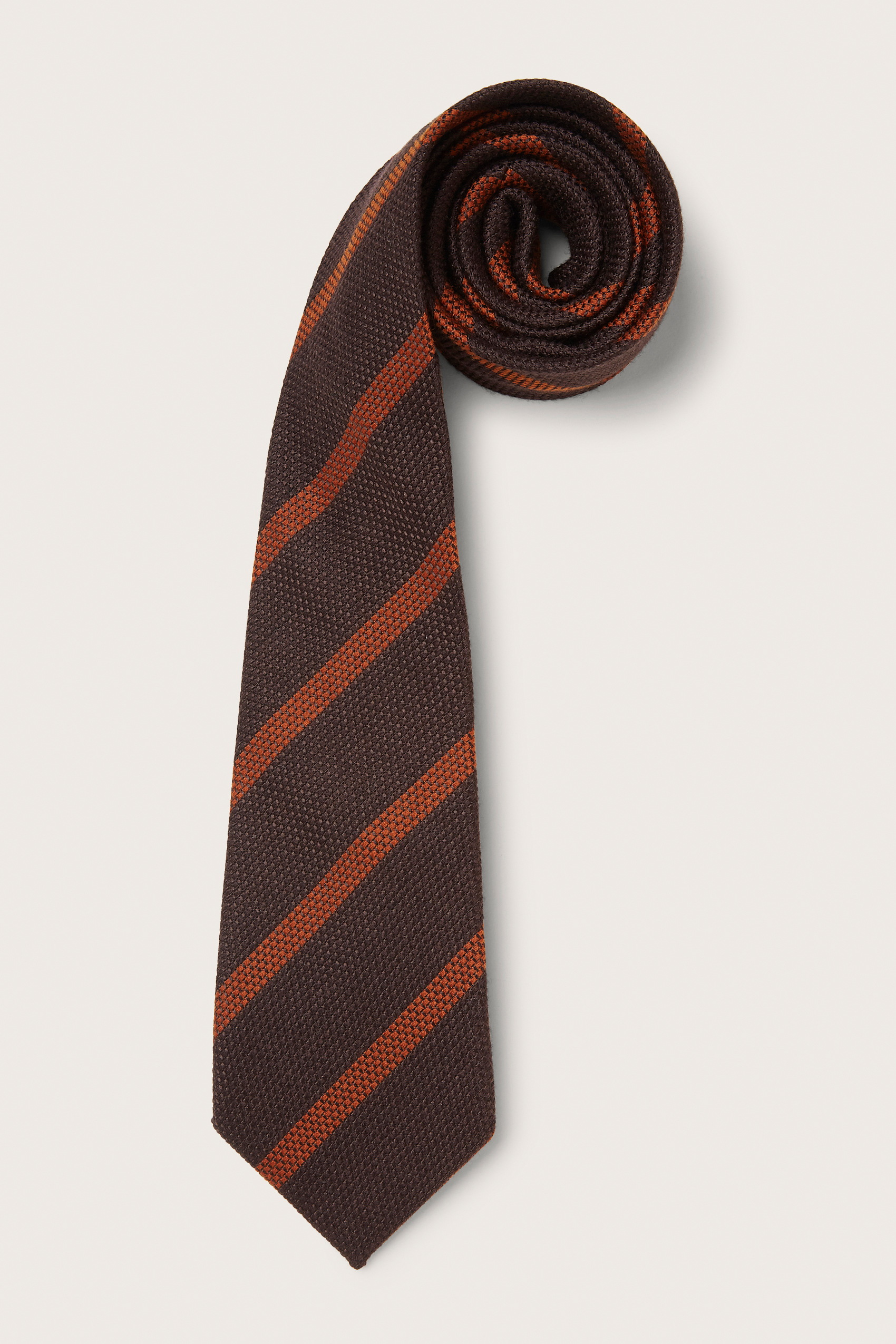 Saito tie
