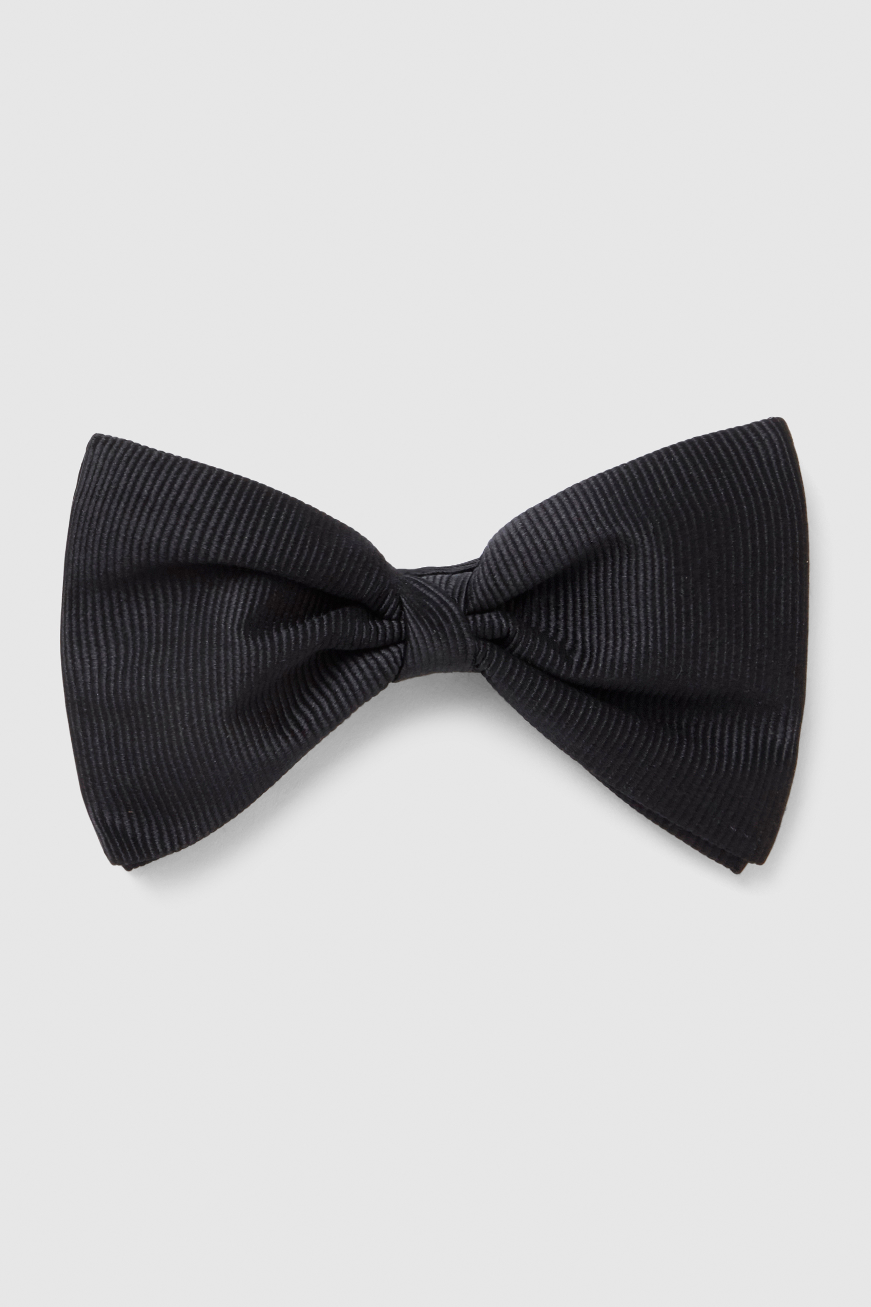 Clark bow tie
