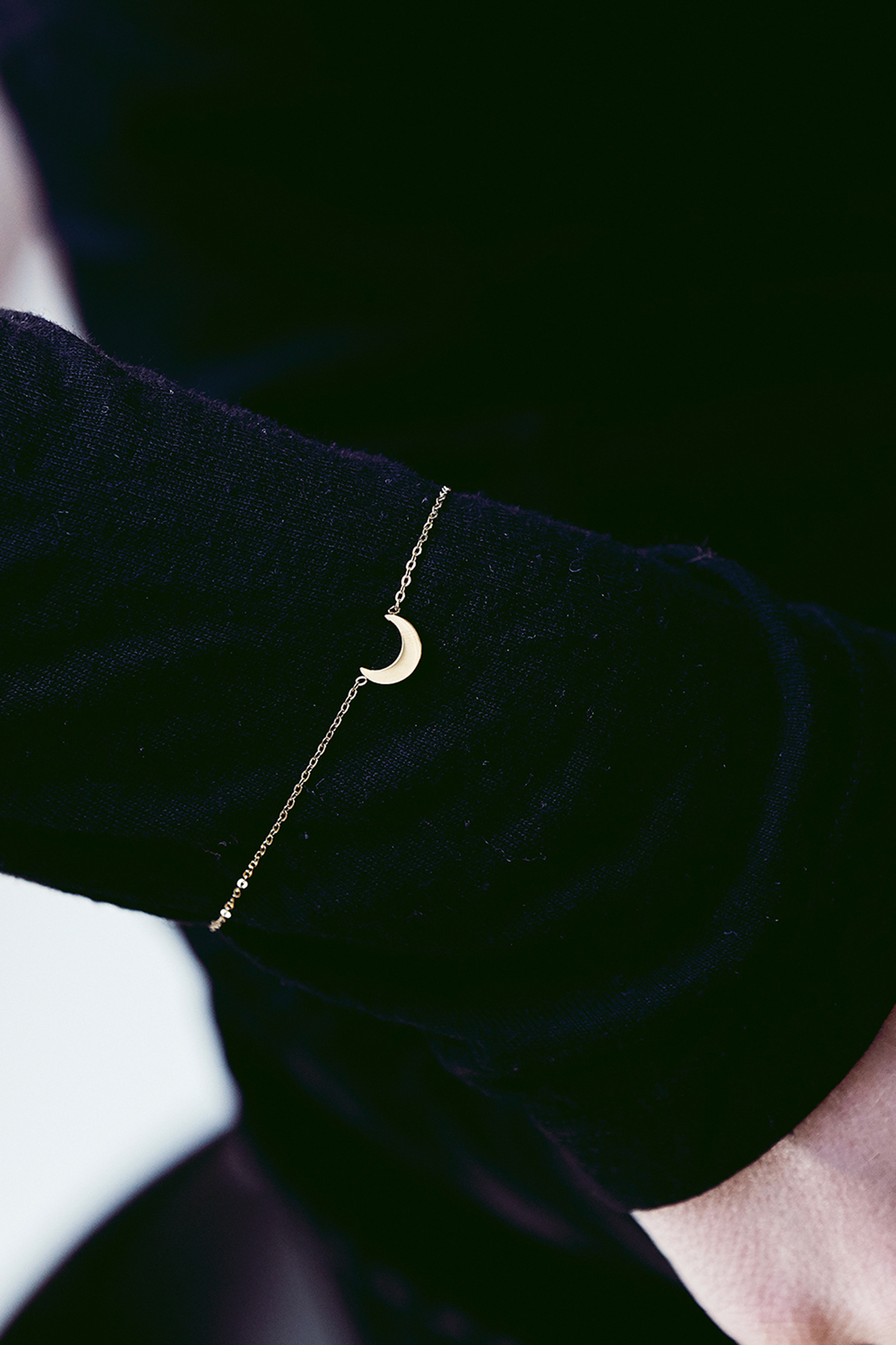 Bright night bracele
