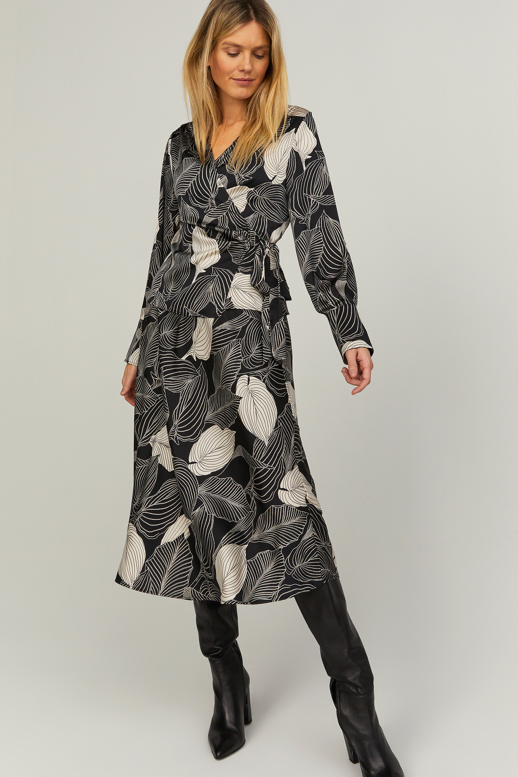 Vilma wrap blouse