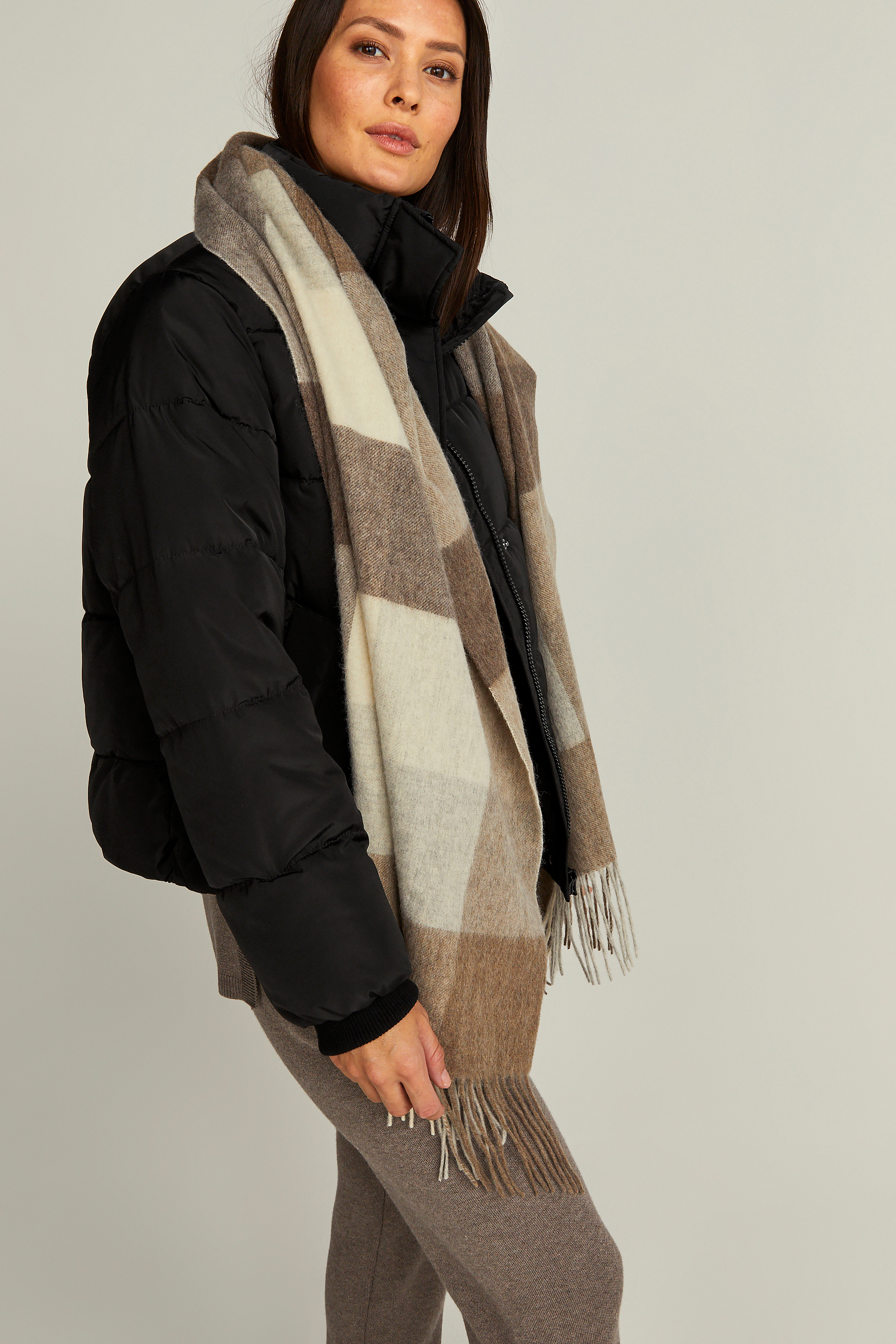 Nikki short puffer
