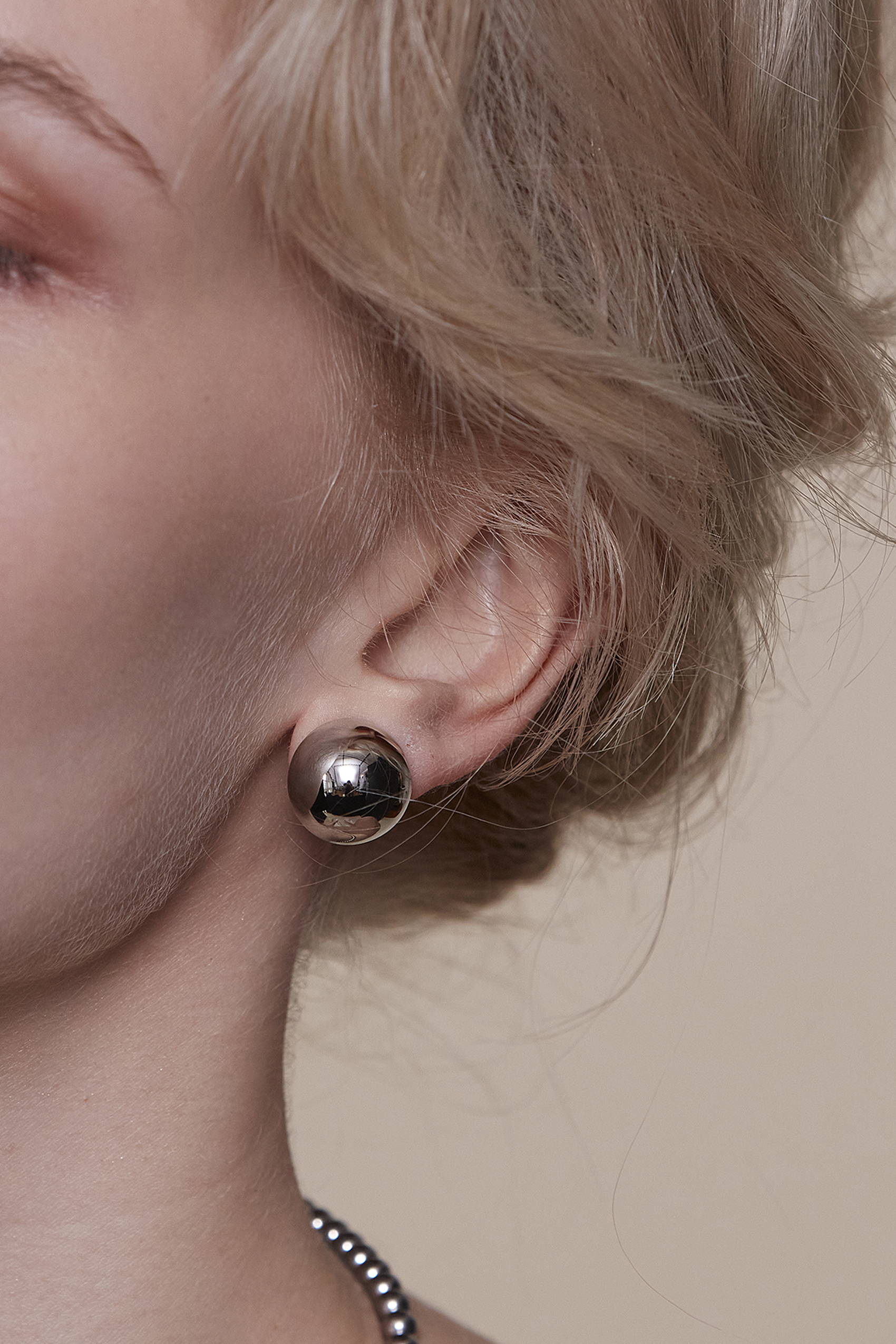 Arbus studs l steel